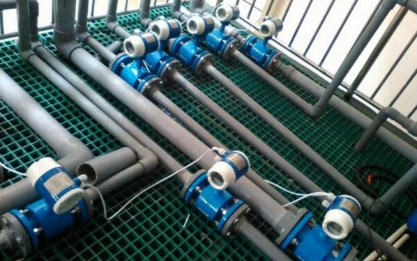 印染污水流量計現(xiàn)場安裝使用圖